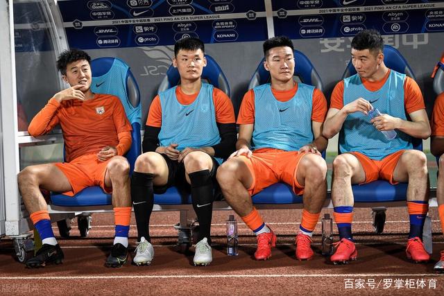 是在保存实力吗？世界杯两大夺冠热门热身赛同时“翻车”